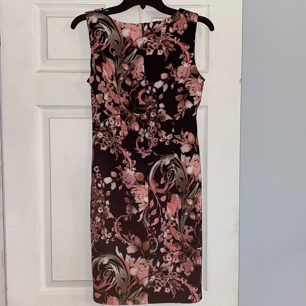 Connected Apparel Black Peach Floral Sleeveless Sheath Dress - Picture 4 of 9